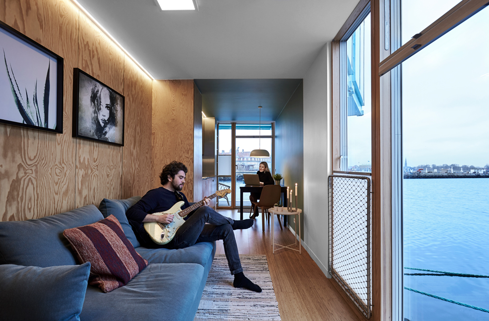 Urban Rigor Bulidng Urban Rigger: Student housing with a twist - Urban Rigger